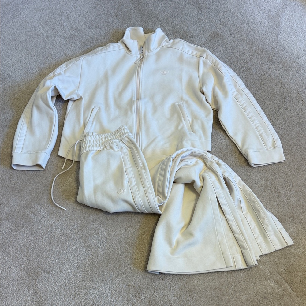 Adidas Off-White Tracksuit zip jacket wide leg pants size M